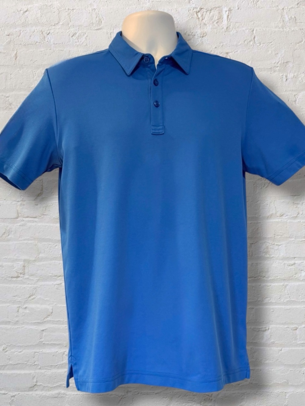 TravisMathew Oceanside TM1MU411 Men’s M Blue 51/49 Cotton Poly Golf Polo Shirt
